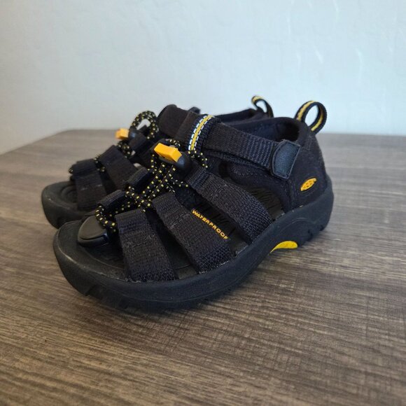 Keen Newport H2 Water Sandals Black/Yellow Sz Toddler's 8 Adjustable Waterproof - Picture 10 of 10